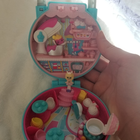 Shopkins Rare Discontinued Lock Cafe ☕ - Picture 9 of 9